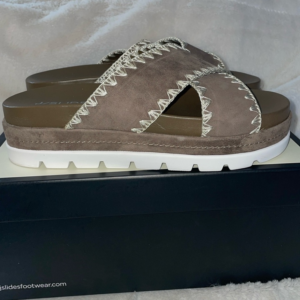 NWT J/SLIDES BOO Khaki Suede Sandal - Picture 8 of 14